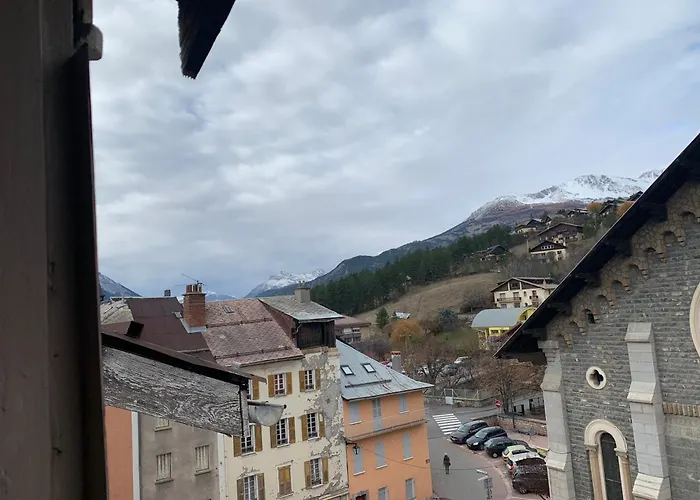 Le Saint Pierre Apartment *